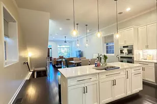 3027 N Allen Ave, Chicago, IL 60618 - Photo 21