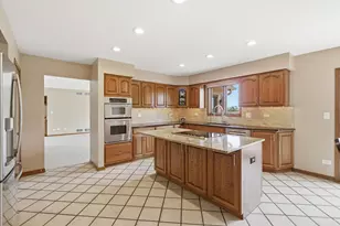 2208 Shetland Rd, Inverness, IL 60010 - Photo 13