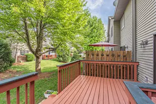 450 Berkshire Dr, Crystal Lake, IL 60014 - Photo 25