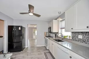 10849 Moody Ave, Chicago Ridge, IL 60415 - Photo 7