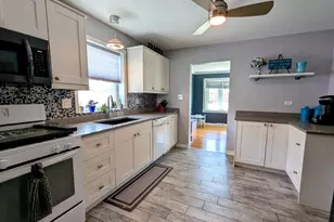 10849 Moody Ave, Chicago Ridge, IL 60415 - Photo 5