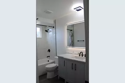 5554 Linder Court, Crestwood, IL 60418 - Photo 9