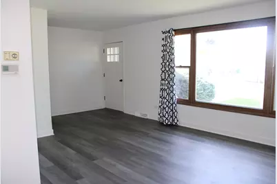 5554 Linder Court, Crestwood, IL 60418 - Photo 3