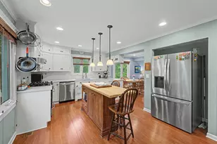 5091 Chambers Dr, Hoffman Estates, IL 60010 - Photo 9