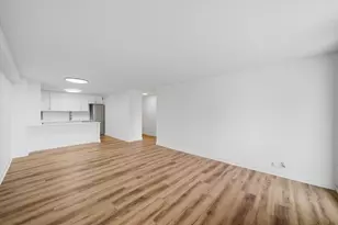 555 W Cornelia Ave, Chicago, IL 60657 - Photo 7