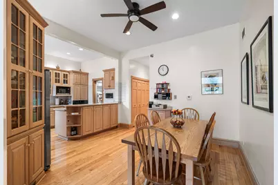 560 W Arlington Place, Chicago, IL 60614 - Photo 15