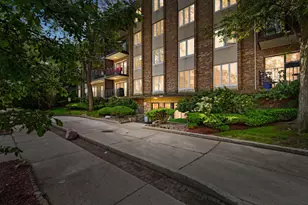 5501 Lincoln Ave, Morton Grove, IL 60053 - Photo 1