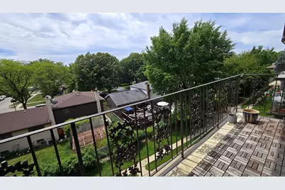 5501 Lincoln Avenue #404, Morton Grove, IL 60053 - Photo 21