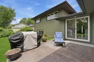 619 W Weathersfield Way, Schaumburg, IL 60193 - Photo 43