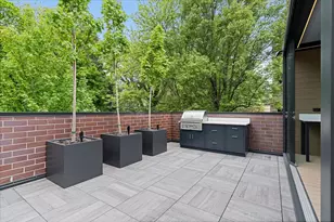 2207 N Orchard St, Chicago, IL 60614 - Photo 39