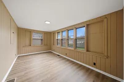 8533 S Rhodes Avenue, Chicago, IL 60619 - Photo 9