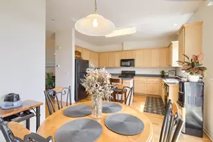 290 Broadmoor Ln, Bartlett, IL 60103 - Photo 13