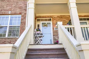 290 Broadmoor Ln, Bartlett, IL 60103 - Photo 3