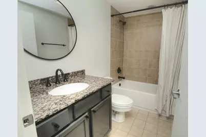 1111 W 14th Place #129, Chicago, IL 60608 - Photo 31
