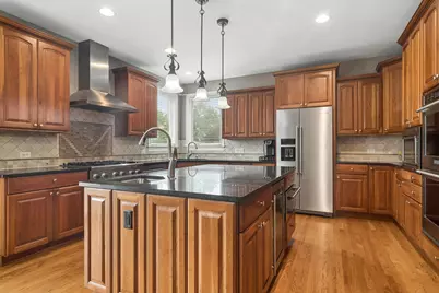 8 Rose Lane, Hawthorn Woods, IL 60047 - Photo 7