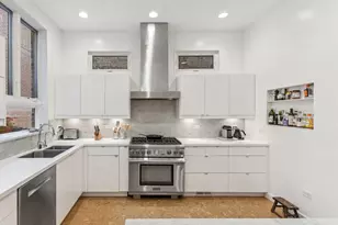 168 W Eugenie St, Chicago, IL 60614 - Photo 9