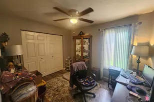 10 Ash Ct, Streamwood, IL 60107 - Photo 7