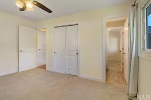 [Address not provided], Gurnee, IL 60031 - Photo 15