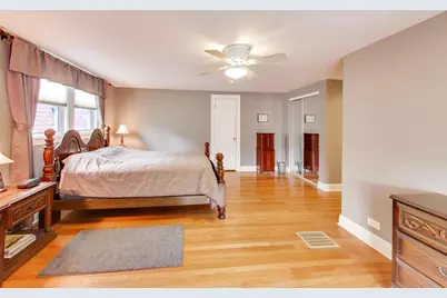 4051 Clausen Avenue, Western Springs, IL 60558 - Photo 19