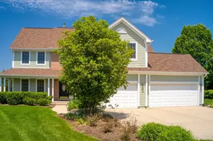 39W842 Louisa May Alcott Ln, Saint Charles, IL 60175 - Photo 1