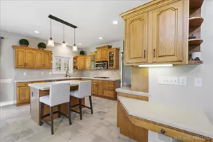 39W842 Louisa May Alcott Ln, Saint Charles, IL 60175 - Photo 15