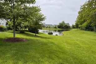 31306 Kline Cir, Warrenville, IL 60555 - Photo 25