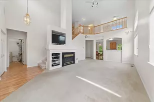 31306 Kline Cir, Warrenville, IL 60555 - Photo 3
