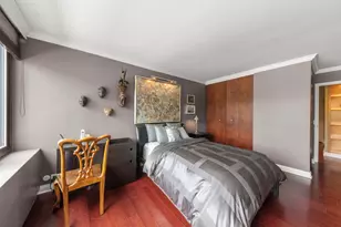1555 N Sandburg Terrace, Chicago, IL 60610 - Photo 13