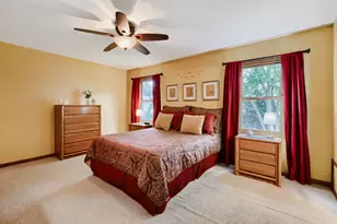 196 Constitution Dr, Bloomingdale, IL 60108 - Photo 15