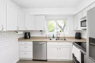 268 N Carter St, Palatine, IL 60067 - Photo 3