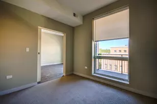 851 W Grand Ave, Chicago, IL 60642 - Photo 5