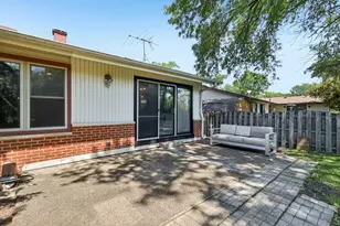 511 Walnut Ln, Elk Grove Village, IL 60007 - Photo 27