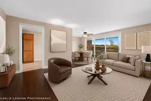 77 Lake Hinsdale Dr, Willowbrook, IL 60527 - Photo 5