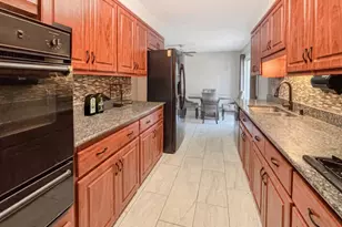 1028 W Ohio St, Glenwood, IL 60425 - Photo 5