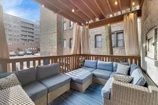 3808 N Pine Grove Ave, Chicago, IL 60613 - Photo 25