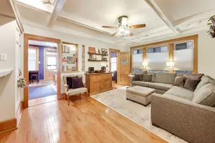 3808 N Pine Grove Ave, Chicago, IL 60613 - Photo 19