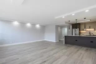 3950 N Lake Shore Dr, Chicago, IL 60613 - Photo 7
