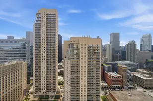 33 W Ontario St, Chicago, IL 60654 - Photo 13