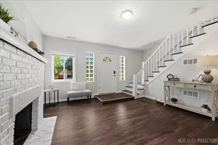 10155 Ivanhoe Ave, Schiller Park, IL 60176 - Photo 3