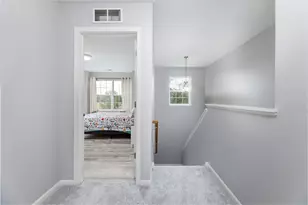 208 Prairie Ct, Morton Grove, IL 60053 - Photo 13