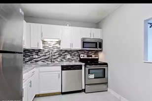10 E Ontario St, Chicago, IL 60611 - Photo 7
