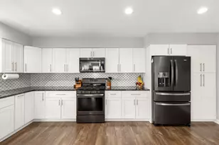 890 Richard Brown Blvd, Volo, IL 60073 - Photo 15