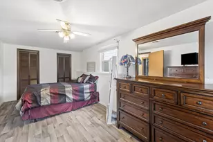 7329 Richmond Ave, Darien, IL 60561 - Photo 23