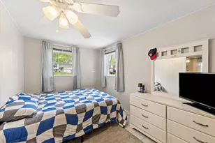 7329 Richmond Ave, Darien, IL 60561 - Photo 19
