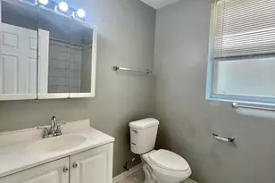 4451 S Indiana Ave, Chicago, IL 60653 - Photo 11