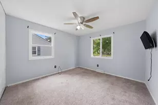 324 Boulder Hill Pass, Oswego, IL 60543 - Photo 15