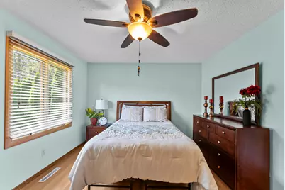 2333 Mound Street, Davenport, IA 52803 - Photo 11