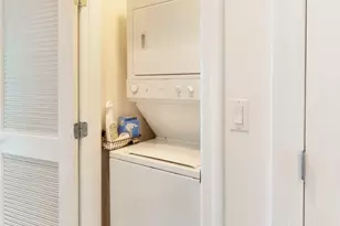 4110 N Western Ave, Chicago, IL 60618 - Photo 25