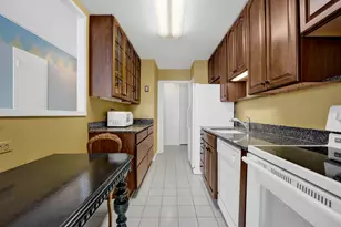 6301 N Sheridan Rd, Chicago, IL 60660 - Photo 13