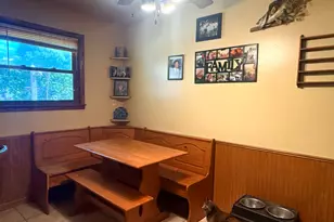 704 Carnahan Rd, Compton, IL 61318 - Photo 9
